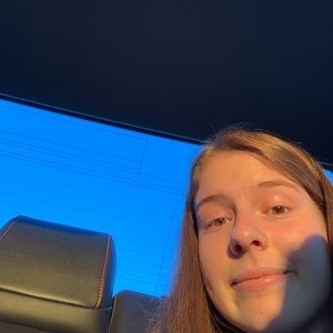 Meet your Posher, Sabrina